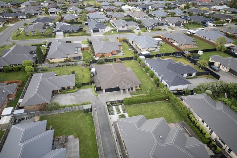 Photo of property in 11 Aspen Street, Rangiora, 7400