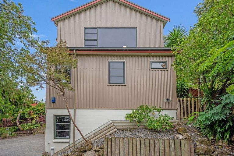 Photo of property in 6a Kokako Place, Taradale, Napier, 4112