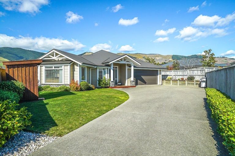 Photo of property in 18 Boysenberry Grove, Richmond, 7020