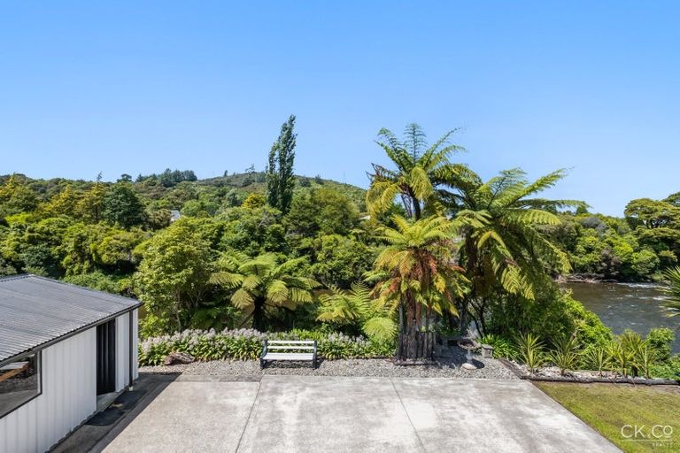 Photo of property in 67 Bridge Road, Birchville, Upper Hutt, 5018