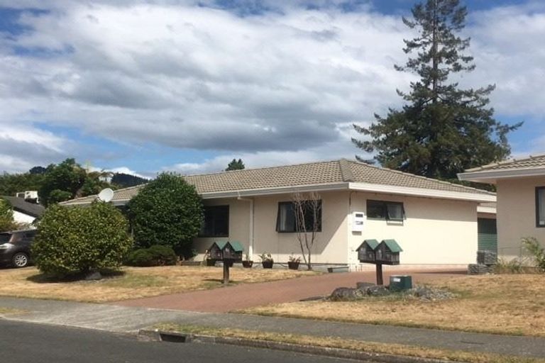 Photo of property in 1/11 Mckee Avenue, Fenton Park, Rotorua, 3010