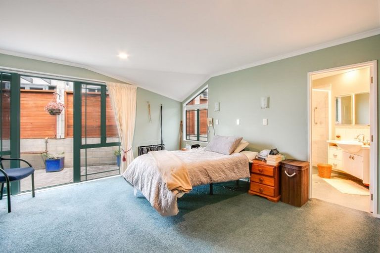 Photo of property in 15 Kavanagh Road, Hospital Hill, Napier, 4110