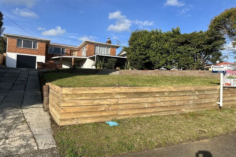 Photo of property in 16 Station Road, Pukekohe, 2120