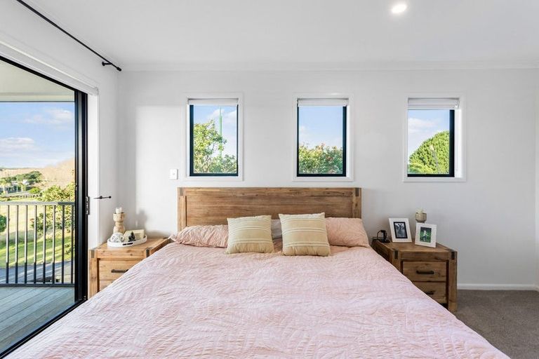 Photo of property in 2 Quarter Deck Lane, Gulf Harbour, Whangaparaoa, 0930