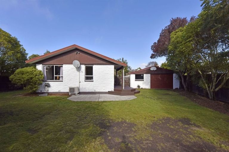 Photo of property in 72 Orrick Crescent, Avondale, Christchurch, 8061
