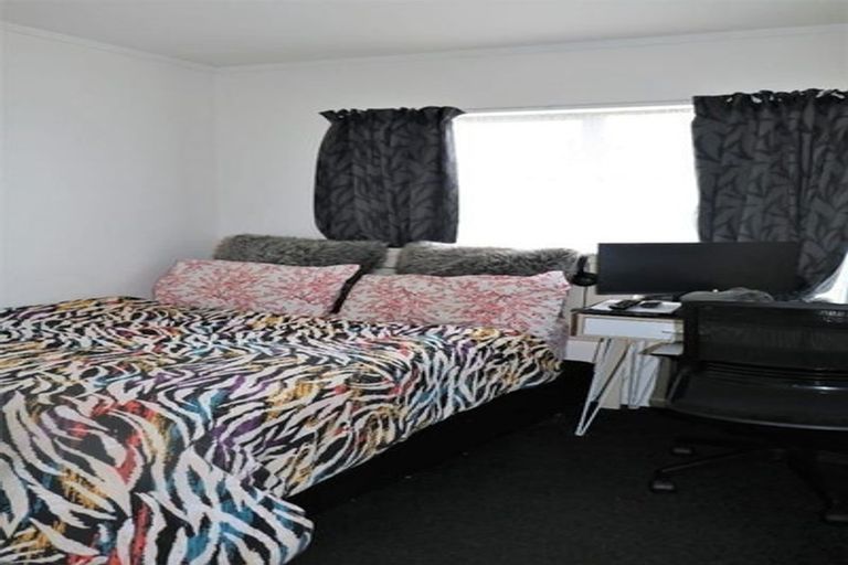 Photo of property in 18 Plunket Avenue, Petone, Lower Hutt, 5012