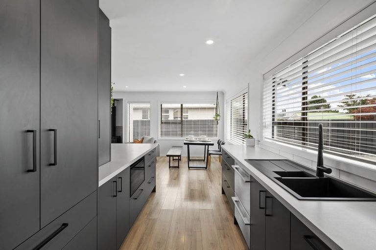 Photo of property in 88 Cotswold Avenue, Bishopdale, Christchurch, 8053