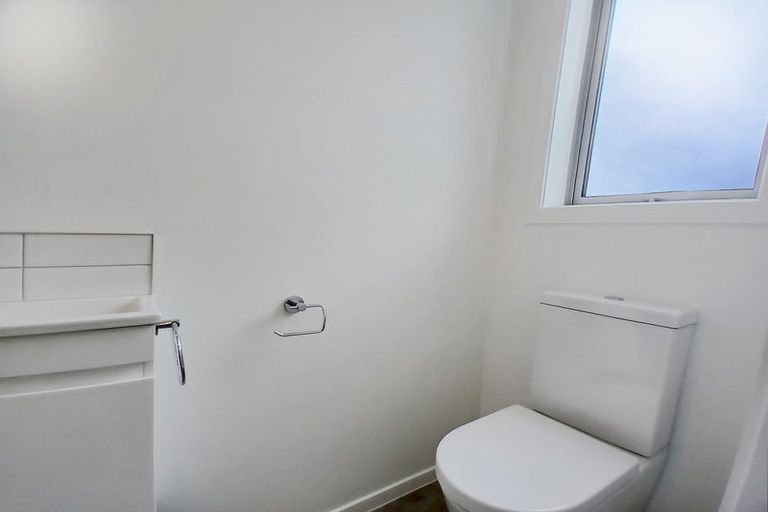 Photo of property in 10 Ngae Place, Mangere East, Auckland, 2024