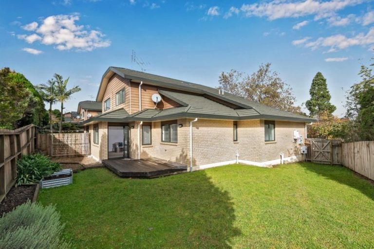 Photo of property in 51c Moore Street, Howick, Auckland, 2014