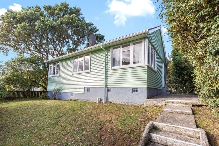Photo of property in 13 King Crescent, Ranui, Porirua, 5024