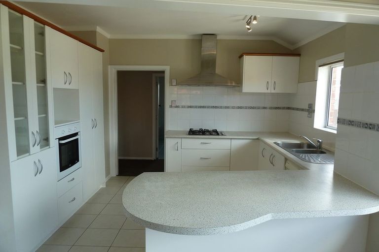 Photo of property in 124 Coronation Road, Papatoetoe, Auckland, 2025