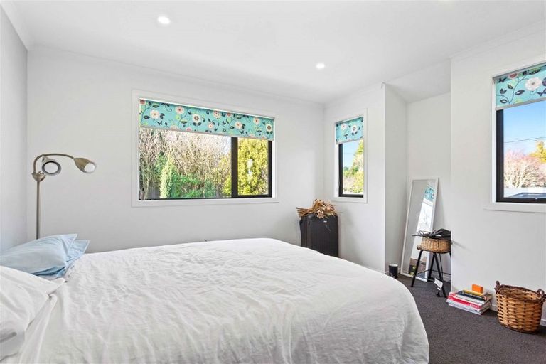 Photo of property in 11 Gleneagles Terrace, Ilam, Christchurch, 8053