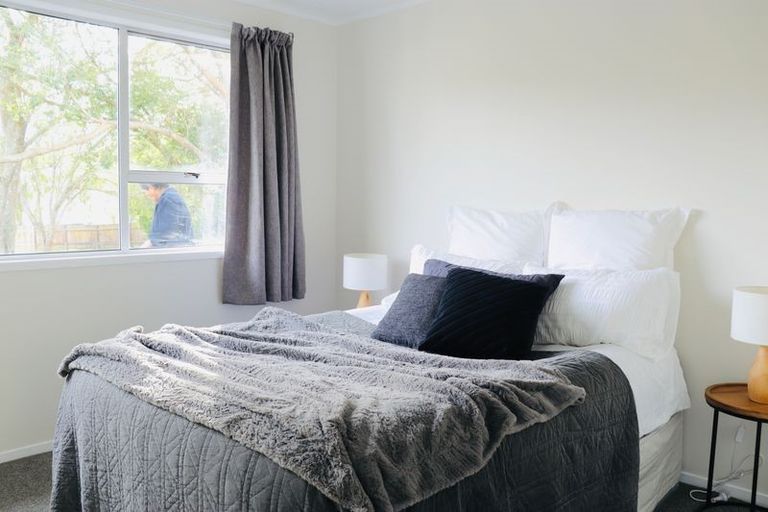 Photo of property in 14 Chantal Place, Red Hill, Papakura, 2110