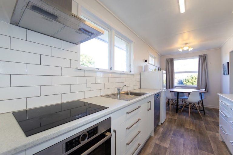 Photo of property in 1/1007 Duke Street, Mahora, Hastings, 4120