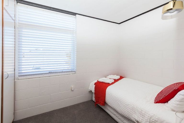 Photo of property in 21 Newbridge Place, Ilam, Christchurch, 8041