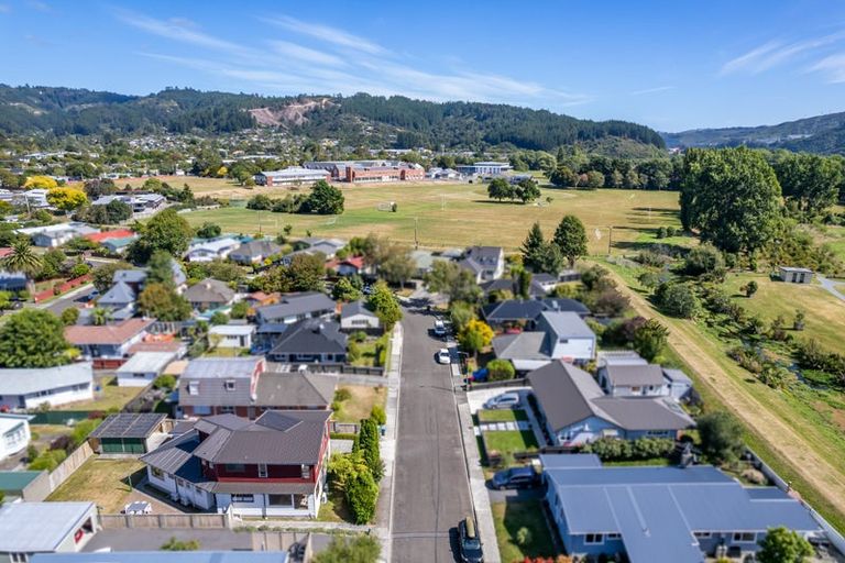 Photo of property in 28 Perry Street, Heretaunga, Upper Hutt, 5018