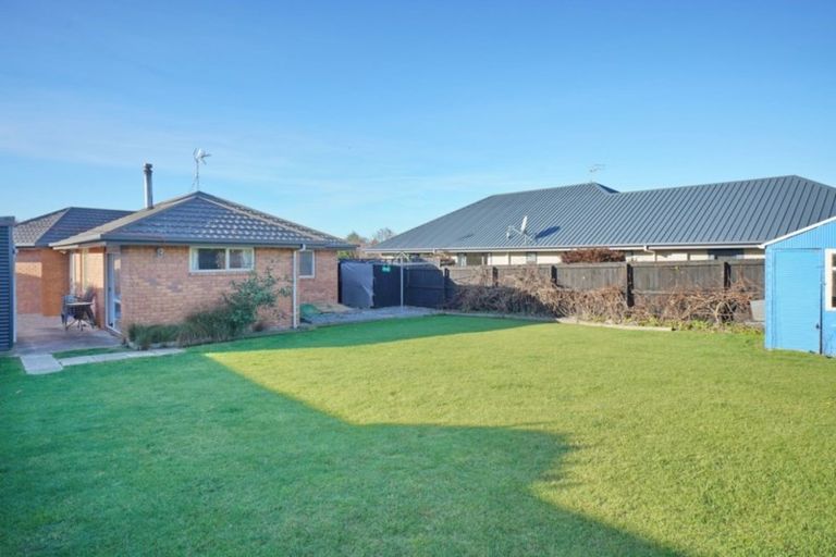 Photo of property in 39 Welsford Street, Woodend, 7610