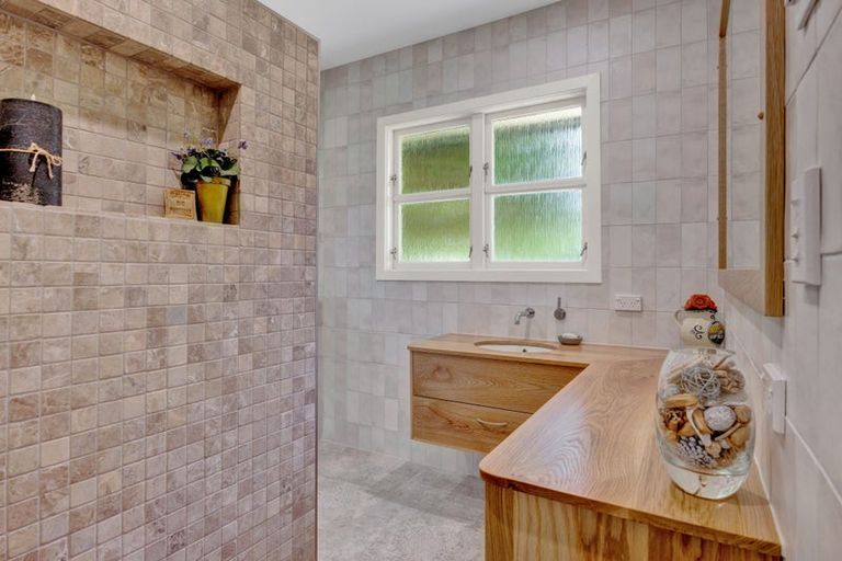 Photo of property in 42a Regan Street, Stratford, 4332