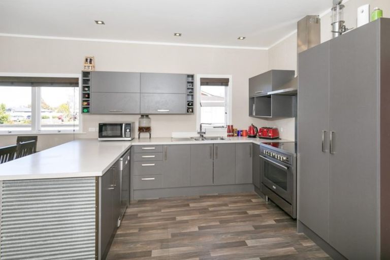 Photo of property in 7 Hilton Road, St Andrews, Hamilton, 3200