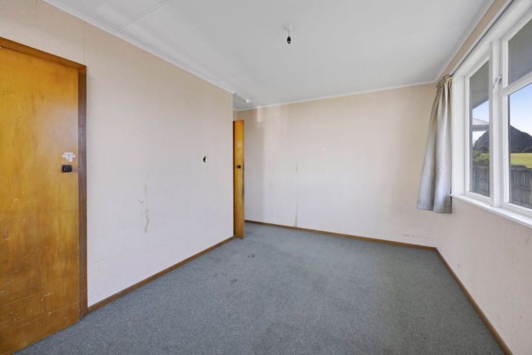 Photo of property in 44 Marama Crescent, Spotswood, New Plymouth, 4310