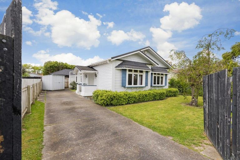 Photo of property in 21a Shamrock Street, Takaro, Palmerston North, 4412
