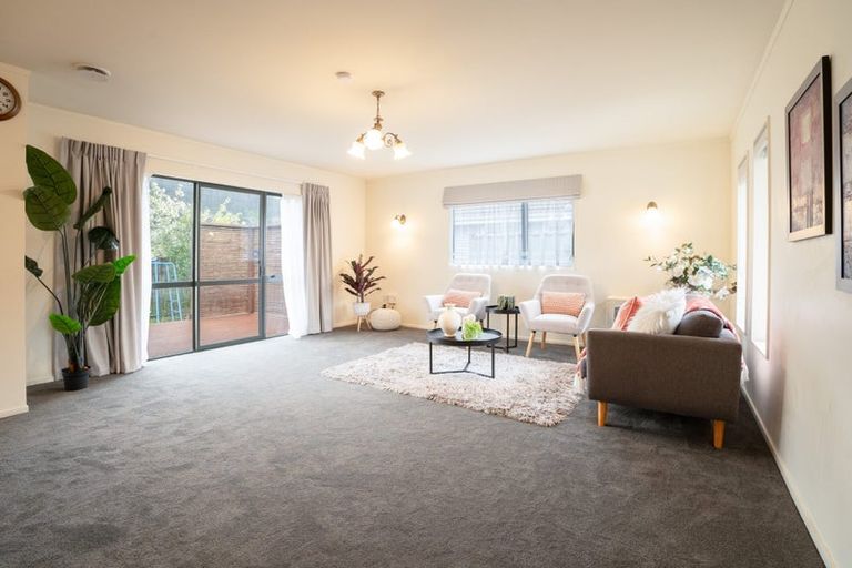 Photo of property in 13a Hinau Street, Tawa, Wellington, 5028