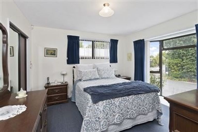 Photo of property in 25b Te Maru Place, Redwood, Christchurch, 8051