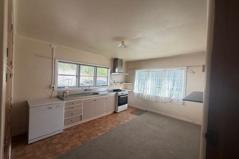 Photo of property in 1 Sheath Street, Tauranga, 3110