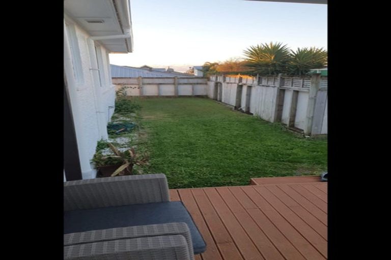 Photo of property in 11 Chilman Street, Strandon, New Plymouth, 4312