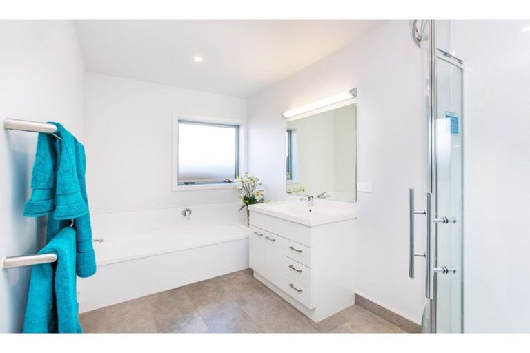 Photo of property in 41 Shrule Place, Huntington, Hamilton, 3210