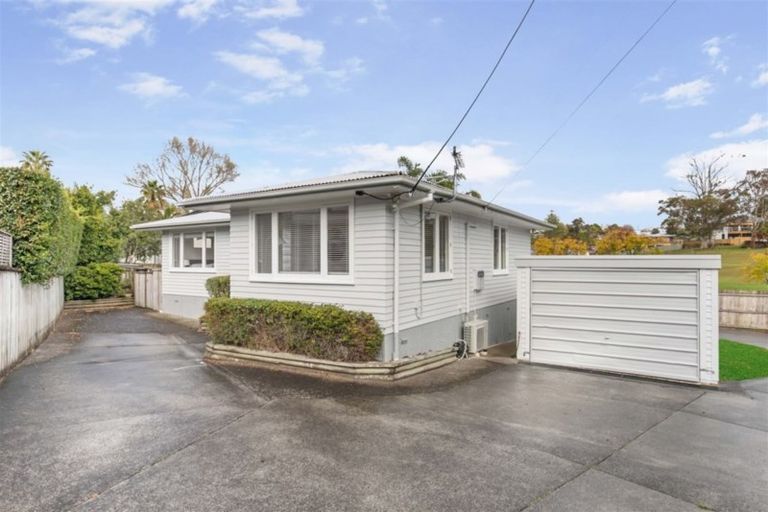 Photo of property in 1/83 Selwyn Crescent, Forrest Hill, Auckland, 0620