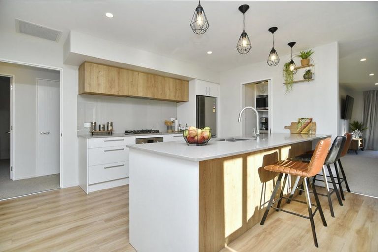 Photo of property in 3 Woodford Avenue, Woodend, 7610