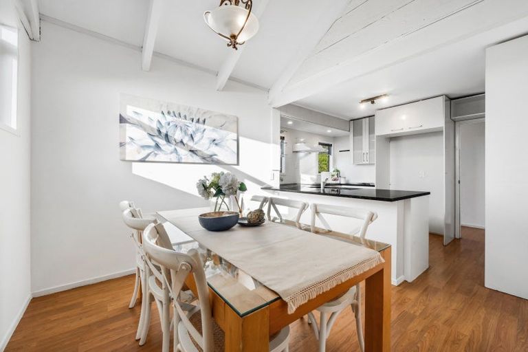 Photo of property in 1/30 Curacao Place, Half Moon Bay, Auckland, 2012