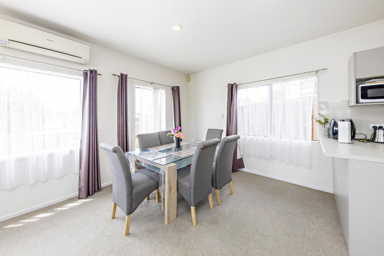 Photo of property in 3 Mataura Place, Clover Park, Auckland, 2019