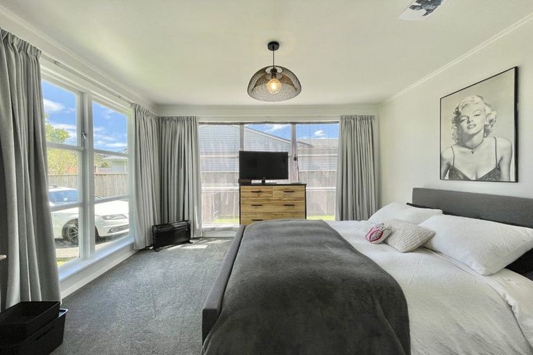 Photo of property in 12 Argyle Grove, Trentham, Upper Hutt, 5018