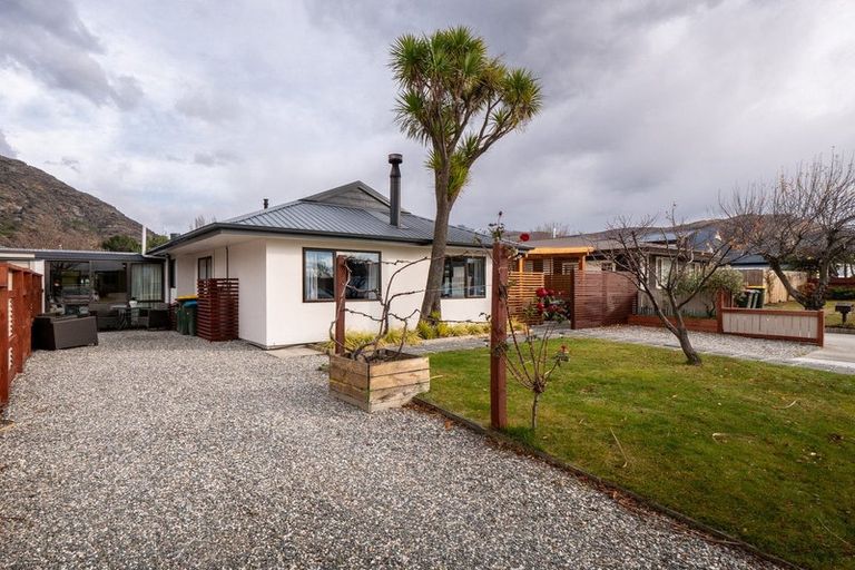 Photo of property in 52 Riverside Road, Frankton, Queenstown, 9300
