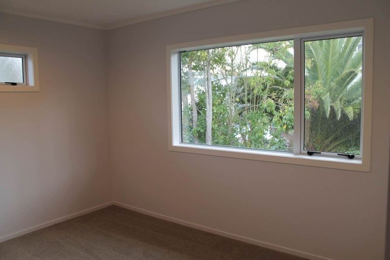 Photo of property in 30a Halver Road, Hillpark, Auckland, 2102