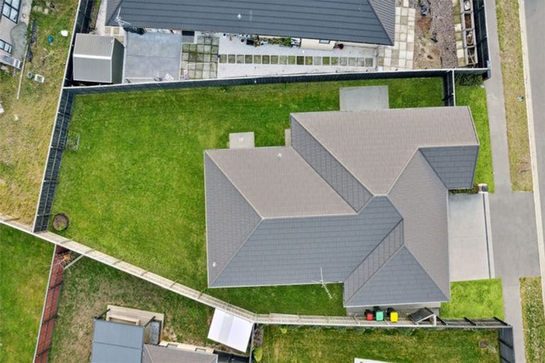 Photo of property in 72 Avanda Avenue, Rolleston, 7615