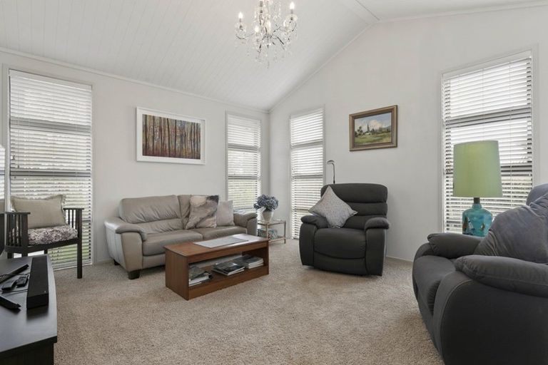 Photo of property in 5 Pumice Glade, Pyes Pa, Tauranga, 3112
