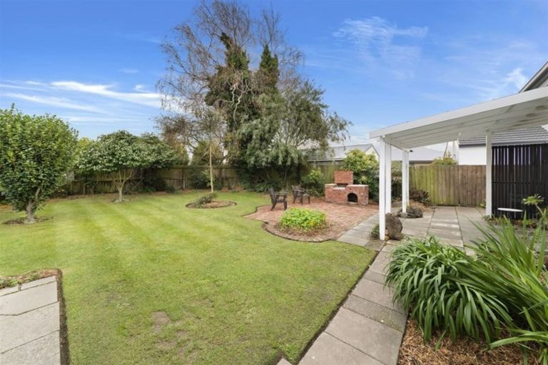 Photo of property in 32 Stackhouse Avenue, Bishopdale, Christchurch, 8053