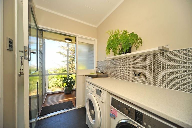 Photo of property in 12 Ontario Street, Kingston, Wellington, 6021