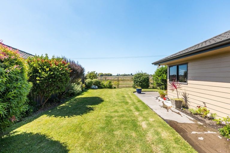 Photo of property in 21 Mcnaughton Place, Onekawa, Napier, 4110