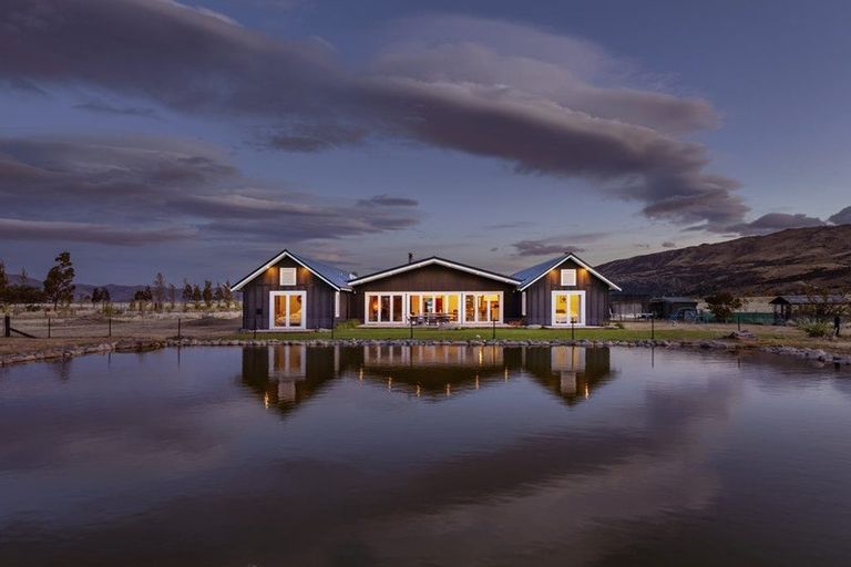 Photo of property in 175 Queensberry Terrace, Queensberry, Cromwell, 9383