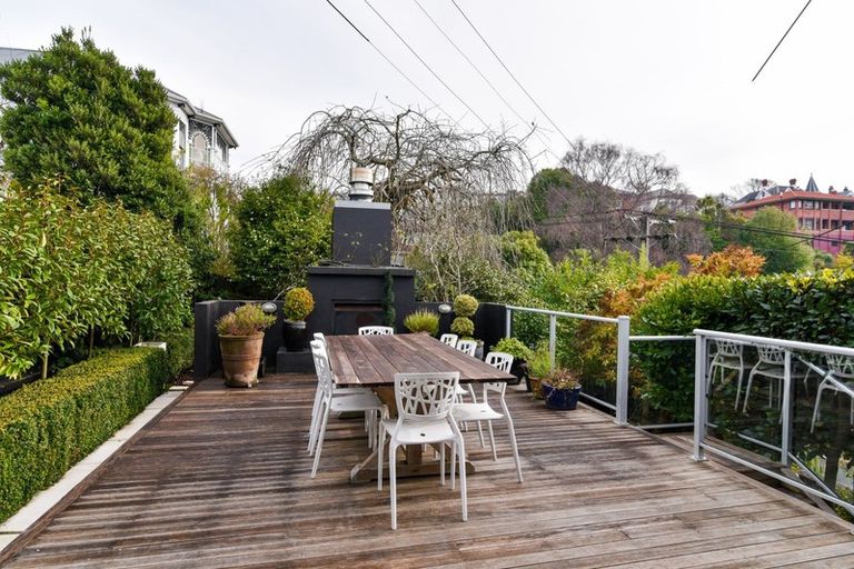 Photo of property in 12 Littlebourne Road, Roslyn, Dunedin, 9010