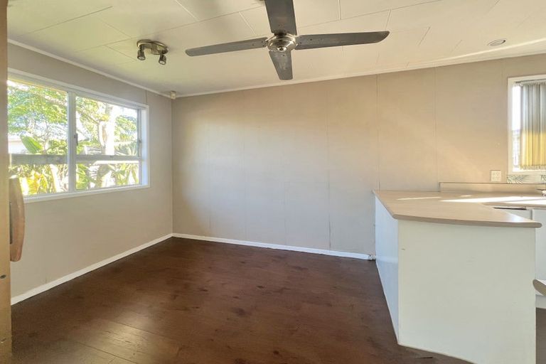 Photo of property in 57 Casuarina Road, Half Moon Bay, Auckland, 2012