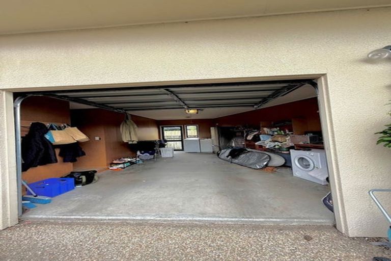 Photo of property in 1a Arataki Road, Havelock North, 4130