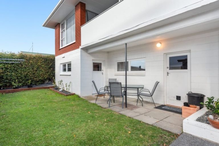 Photo of property in 121 Bellevue Road, Brookfield, Tauranga, 3110