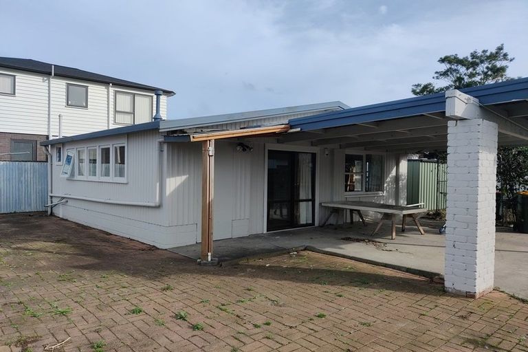 Photo of property in 60 Wintere Road, Papatoetoe, Auckland, 2025