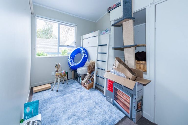 Photo of property in 9 Pinehurst Place, Wattle Downs, Auckland, 2103