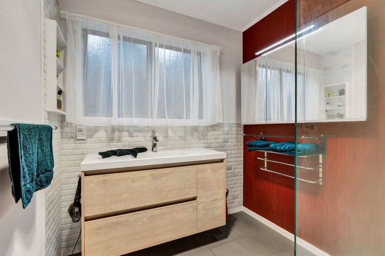 Photo of property in 8 Rewa Street, Inglewood, 4330